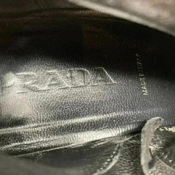 Prada Black Suede Pointed Toe French Kitten Heel Side Zip Ankle Boots Size 8 - Picture 7 of 15